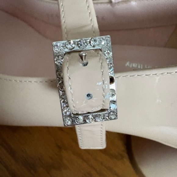 Ferca 8 Mary Jane's. Light pink patent leather, rhinestone buckles. NWOT 38 EU - Picture 4 of 8